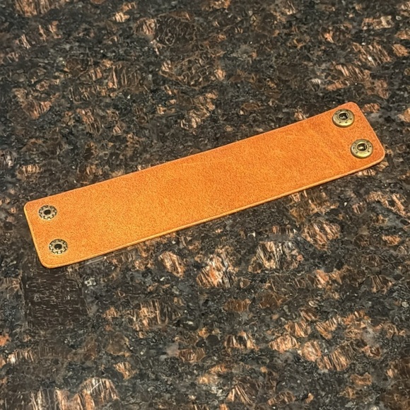 Vegan Tan Handmade Leather Bracelet with Gold Hardware - Picture 6 of 8